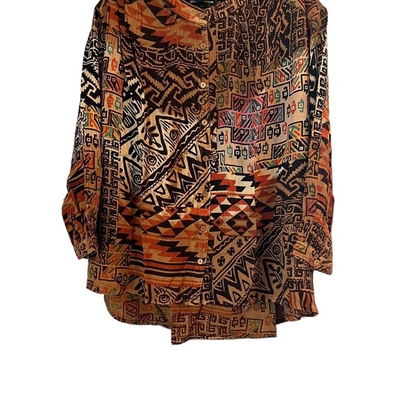 Tolani Tops - NWT Tolani Collection Aztec Lng Sleeve Button Up Top Small